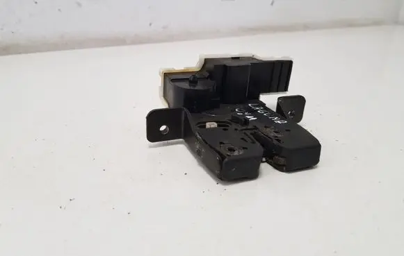 Renault Laguna II Tailgate/trunk/boot lock/catch/latch 8200229957