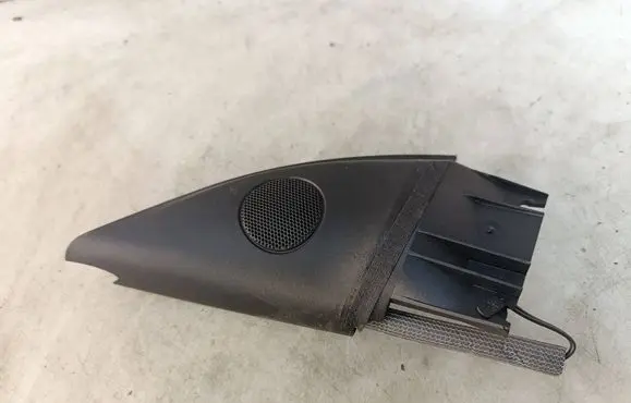 Volkswagen PASSAT B5.5 Front door high frequency speaker 3B0837993 3B0035411F