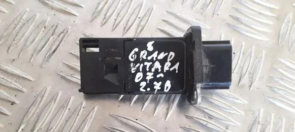 Suzuki Grand Vitara II Mass air flow meter AFH70M63