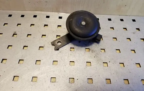 Hyundai i40 Horn signal 966303X001