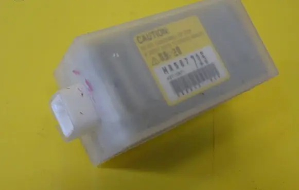 Mitsubishi Outlander Airbag deployment crash/impact sensor MR587735