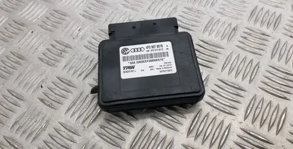 Audi A6 S6 C6 4F Hand brake control module 4F0907801B 4F0910801D