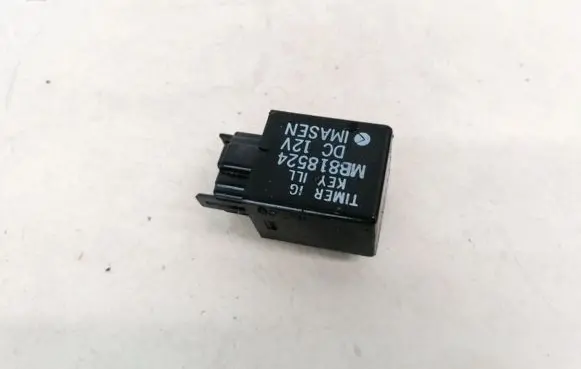 Mitsubishi Pajero Other relay MB818524