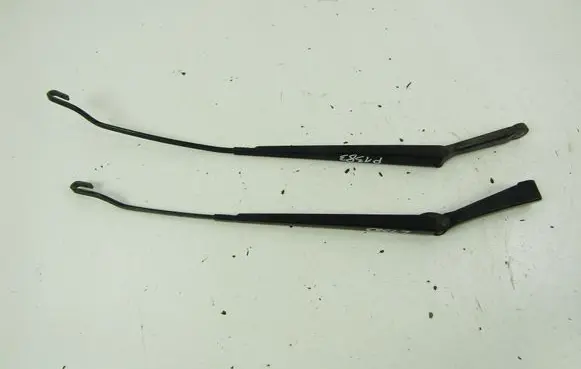 Ford Focus C-MAX Front wiper blade arm 