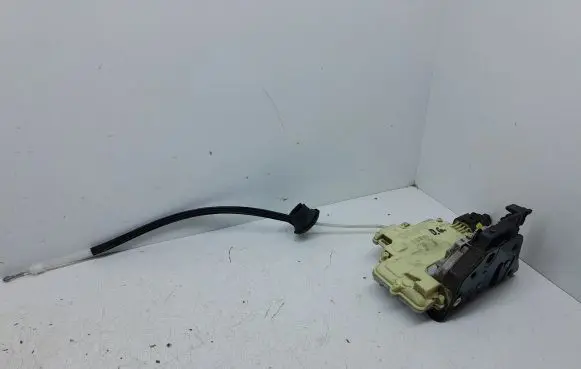 Audi Q7 4L Rear door lock 3C4839016A