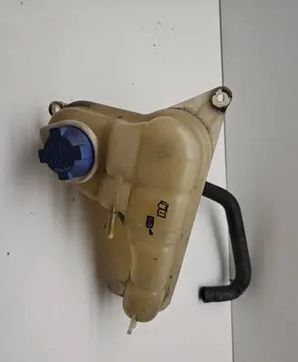 Audi A8 S8 D2 4D Coolant expansion tank/reservoir 