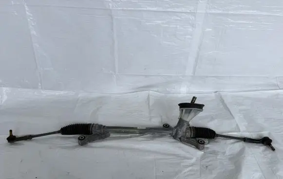 Ford Fiesta Steering rack 8V513200CK