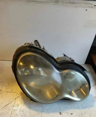 Mercedes-Benz C W203 Headlight/headlamp 0301166206