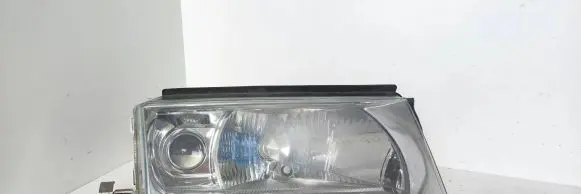 Skoda Octavia Mk1 (1U) Headlight/headlamp 1U1941016E