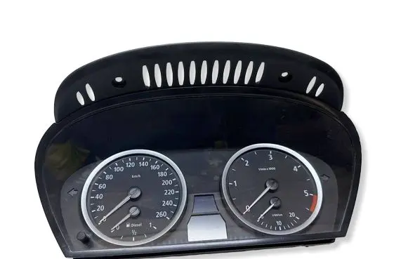 BMW 5 E60 E61 Speedometer (instrument cluster) 110080213 62116958600