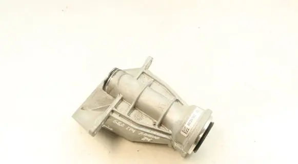 BMW M4 G82 G83 Driveshaft support bearing bracket 8639382