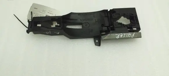 Front door exterior handle/bracket