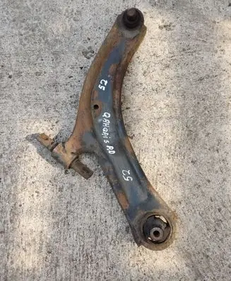 Nissan Qashqai Front lower control arm/wishbone