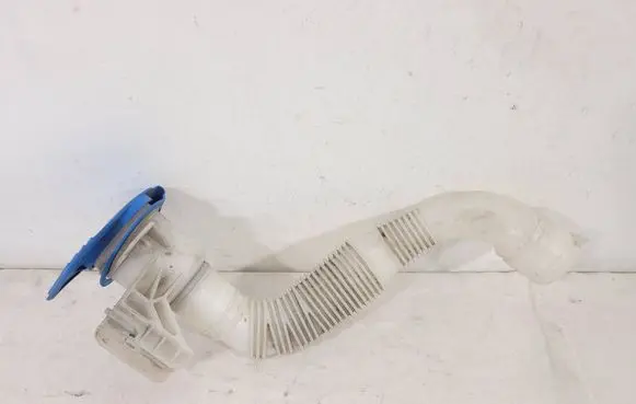 Volkswagen Touran I Window washer liquid tank fill tube 1K0955455