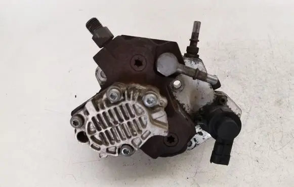 Opel Vivaro Fuel injection high pressure pump 8200385478 0445010099