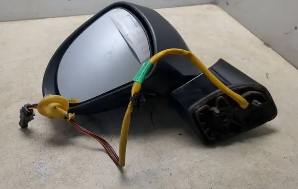 Peugeot 308 Front door electric wing mirror 0306040 0208094 0206040
