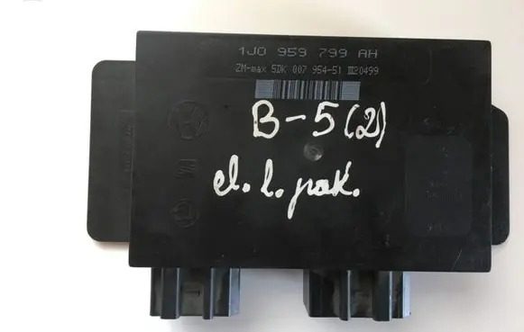 Volkswagen PASSAT B5 Comfort/convenience module 1J0959799AH