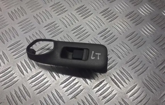 Nissan Primera Quarter vent window switch 
