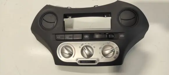 Toyota Yaris Climate control unit 7591970010