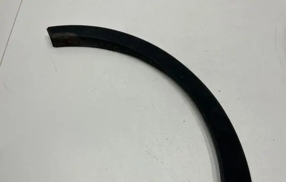 Front arch trim