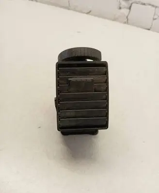 Volkswagen Transporter - Caravelle T5 Dash center air vent grill 7H0815705A