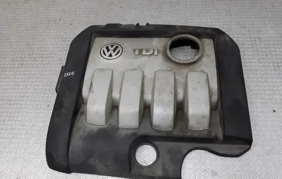 Volkswagen PASSAT B6 Engine cover (trim)