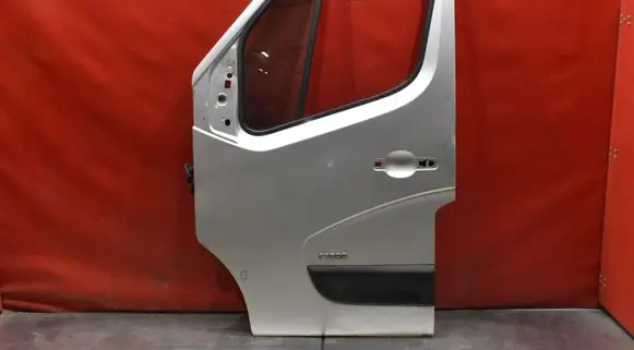Opel Movano B Front door