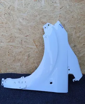 Ford B-MAX Fender 