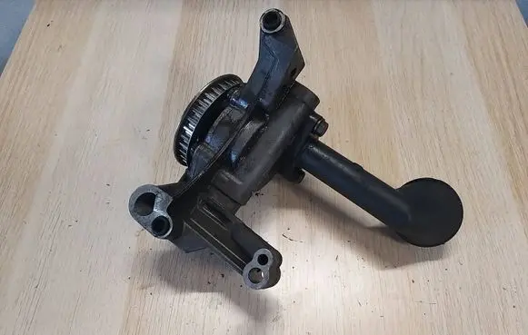 Audi A1 Oil pump 03L115105B
