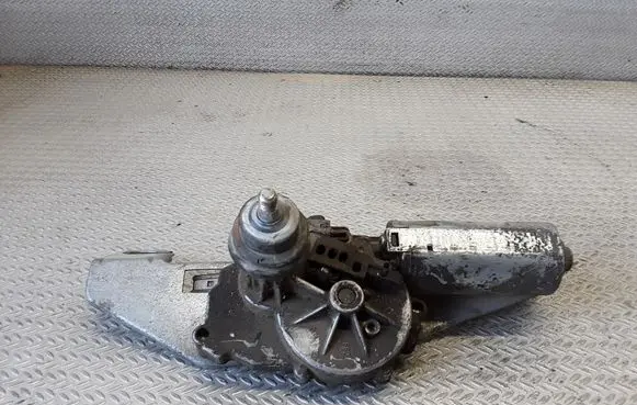Volvo S40, V40 Rear window wiper motor 0390201529