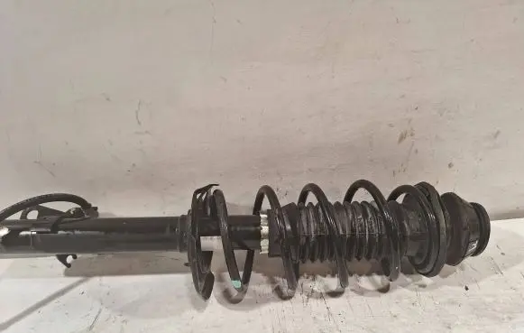 Peugeot 108 Front shock absorber/damper