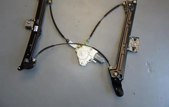 Audi A7 S7 4G Front door window regulator with motor 4G8837462A