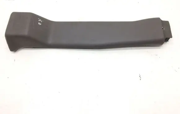 Land Rover Discovery (B) pillar trim (bottom) AWR7043