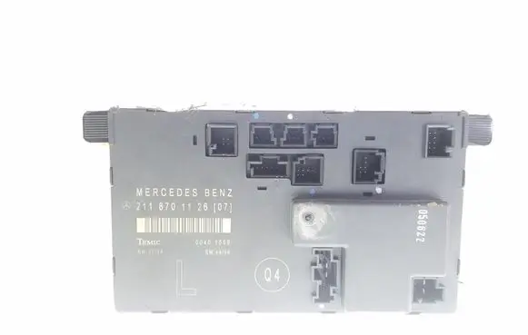 Mercedes-Benz E W211 Door control unit/module 2118701126