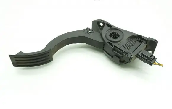 Volvo V40 Cross country Accelerator throttle pedal 31280597