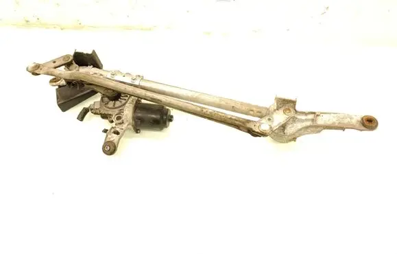 Subaru Outback Front wiper linkage and motor WM02C001
