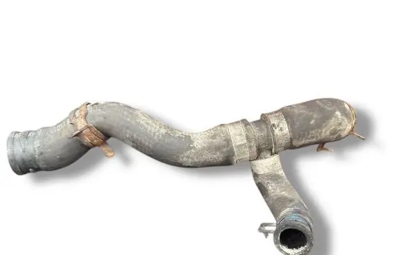 Volkswagen Polo III 6N 6N2 6NF Coolant pipe/hose 028121053R