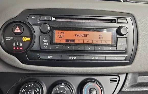 Toyota Yaris Radio/CD/DVD/GPS head unit 86120-0D640 IMPRK1487302