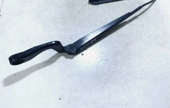 Skoda Fabia Mk1 (6Y) Front wiper blade arm 6y1955409