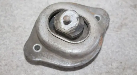 BMW X3 E83 Engine mount bracket 3400336