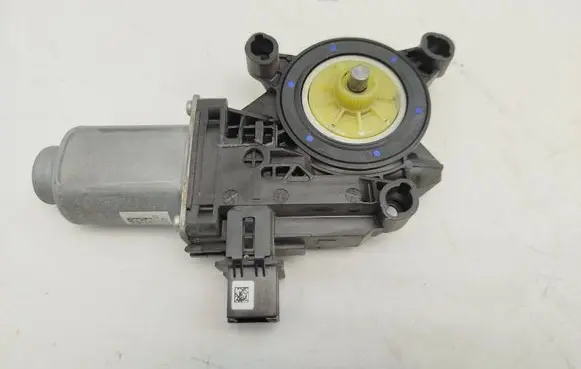 Skoda Roomster (5J) Front door window regulator motor 6R0959801AJ