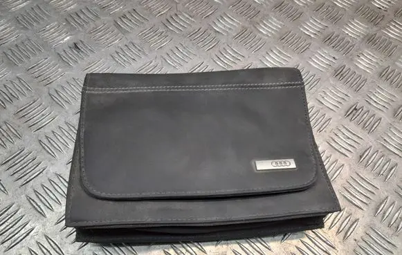Audi A8 S8 D4 4H Owners service history hand book 