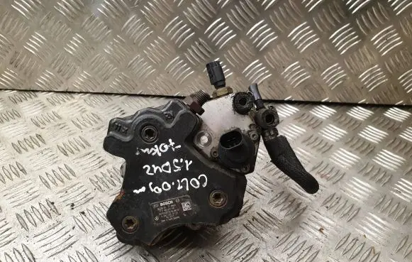 Mitsubishi Colt Fuel injection high pressure pump 0445010120