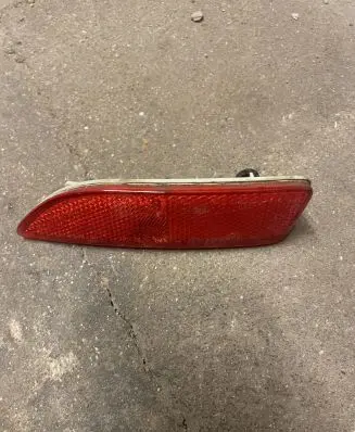 Lexus CT 200H Rear tail light reflector