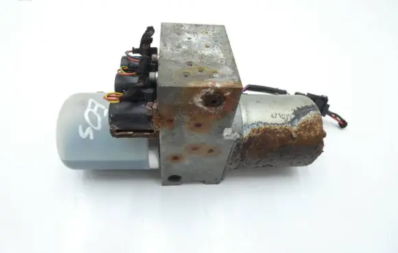Volkswagen Eos Convertible roof hydraulic pump 1Q0871789E
