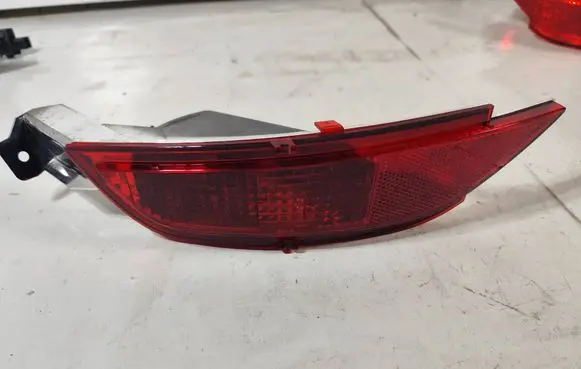 Ford C-MAX II Rear fog light 8A6115K273AD 2NR00992601