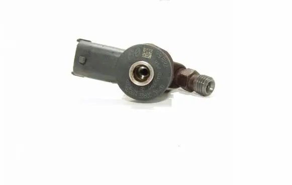 Hyundai i30 Fuel injector 338002A400