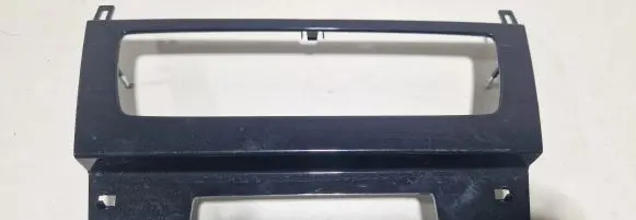 BMW X1 E84 Radio/GPS head unit trim 9257642