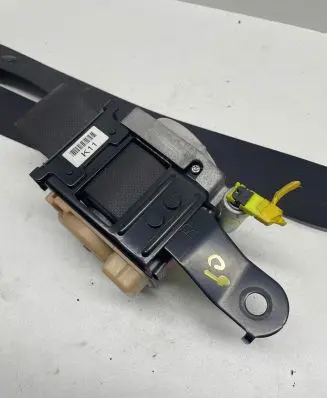 Hyundai Tucson JM Front seatbelt 888202E401