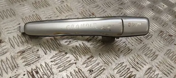 Mitsubishi Grandis Front door exterior handle 